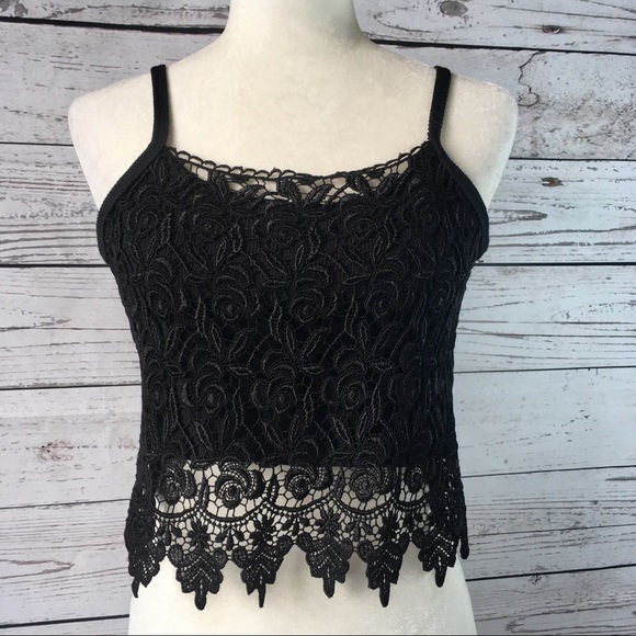 Tops - Black lace stretch rib knit camisole/tank top